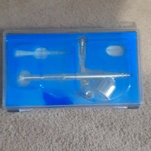 Airbrush for Cake Decorating